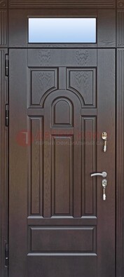 Железная дверь с фрамугой в коричневом цвете ДФГ-22 в Оренбурге