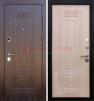 Коричневая входная дверь с МДФ ДМ-173 для кирпичного дома в Оренбурге