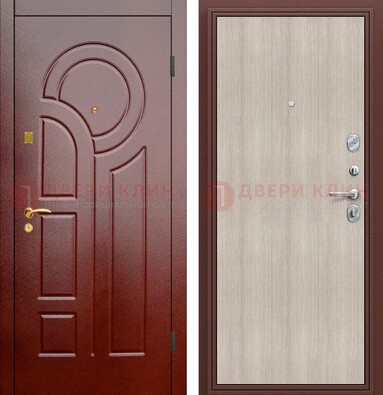 Красная металлическая дверь с МДФ панелями ДМ-368 в Оренбурге