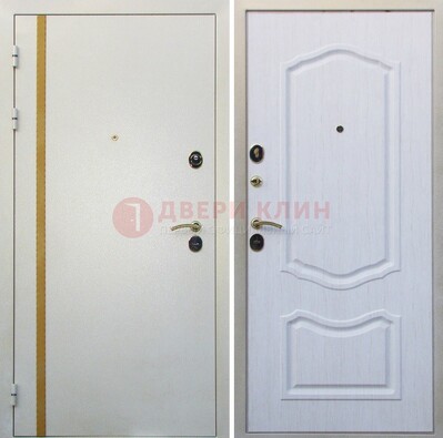 Белая входная дверь с порошковым напылением ДП-136 в Оренбурге
