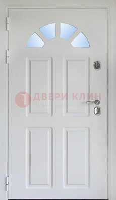 Белая стальная дверь МДФ со стеклом для дома ДС-37 в Оренбурге