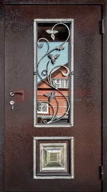 Коричневая стальная дверь порошок со стеклом и ковкой ДСК-163 в Оренбурге