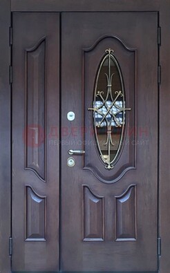Темная металлическая дверь Винорит со стеклом и ковкой ДСК-239 в Оренбурге
