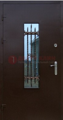 Надежная металлическая дверь со стеклом и ковкой ДСК-47 в Оренбурге