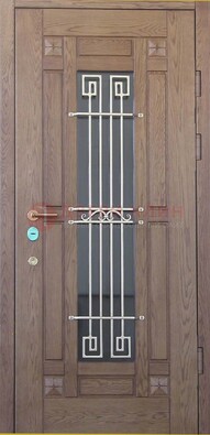Стандартная железная дверь со стеклом темным и ковкой ДСК-5 в Красногорске